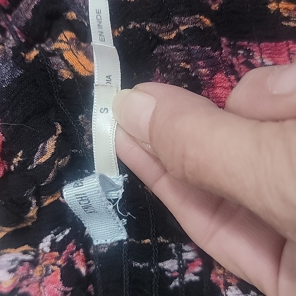 Kimchi Blue (Urban Outfitters) Smocked Floral Midi Dress, Size S, EUC! - Picture 8 of 10